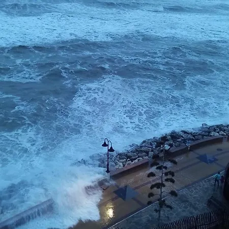 아파트 Junto Al Mar